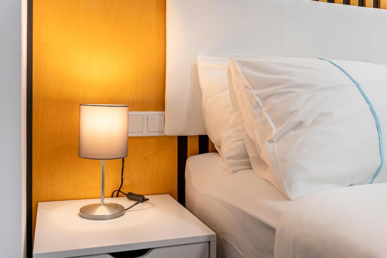 La Trinidad Suites Фуэнхирола Экстерьер фото