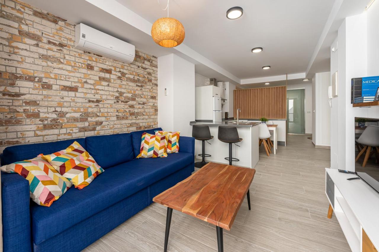 La Trinidad Suites Фуэнхирола Экстерьер фото